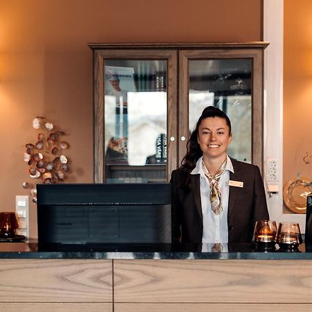Gloppen Hotell - By Classic Norway Hotels サンダーネ エクステリア 写真