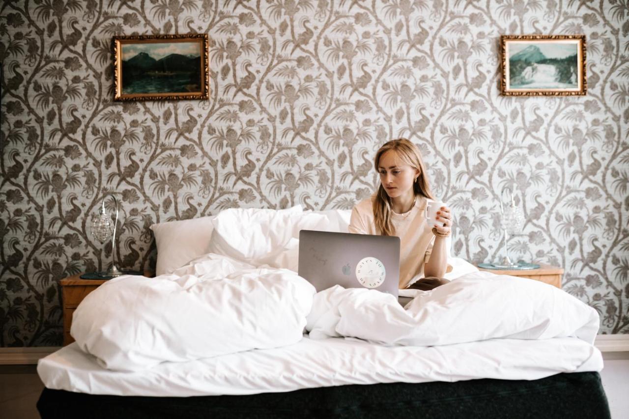 Gloppen Hotell - By Classic Norway Hotels サンダーネ エクステリア 写真