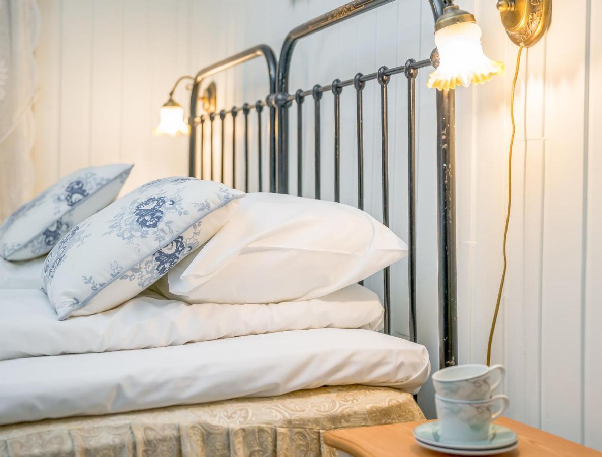 Gloppen Hotell - By Classic Norway Hotels サンダーネ エクステリア 写真