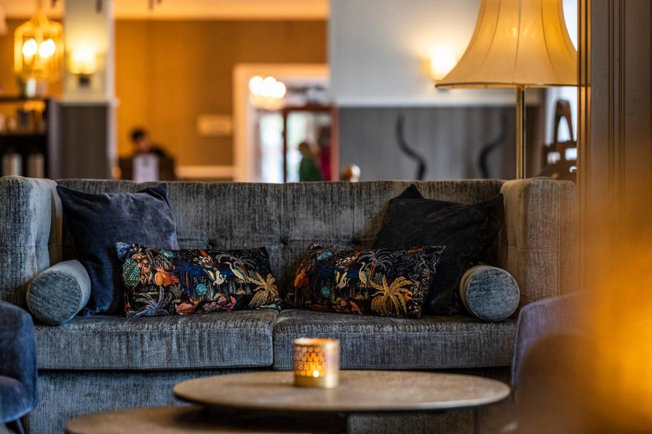 Gloppen Hotell - By Classic Norway Hotels サンダーネ エクステリア 写真